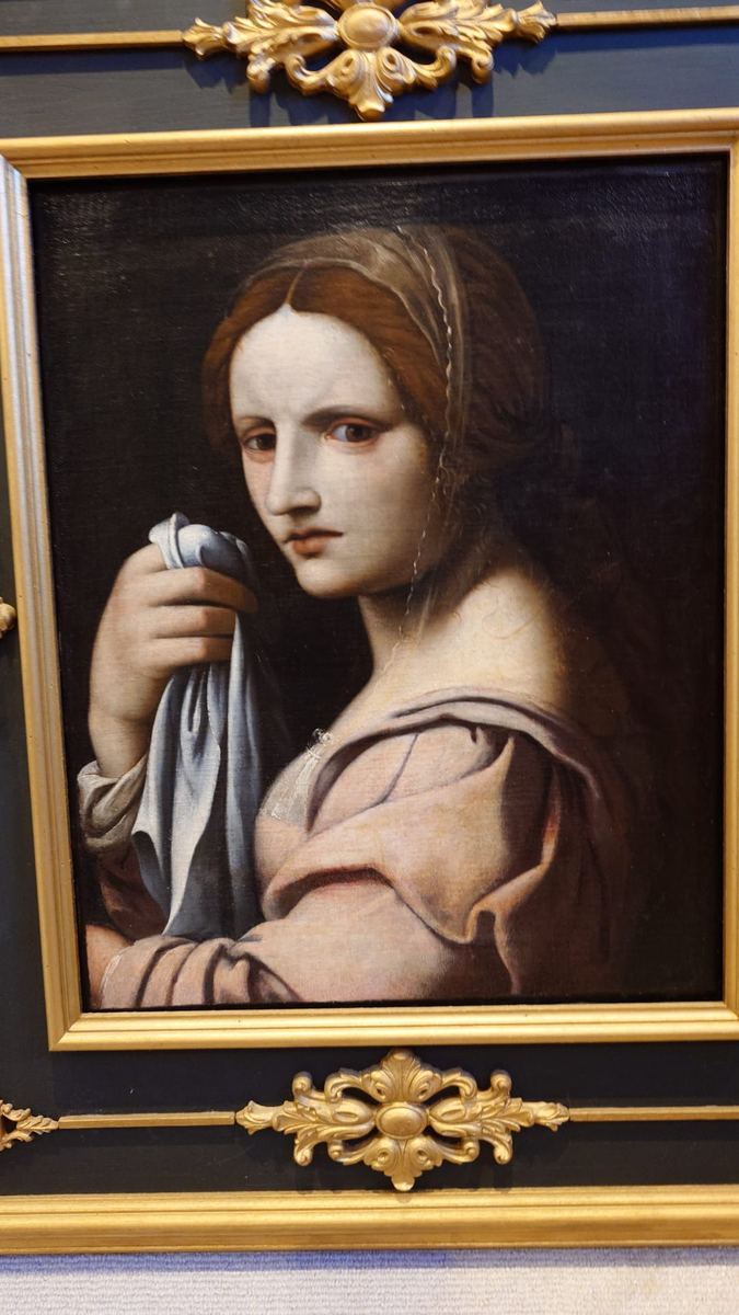 Mary Magdalene: Description of the Artwork